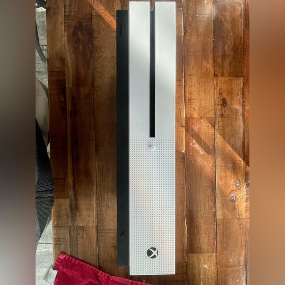 Xbox one s barely used